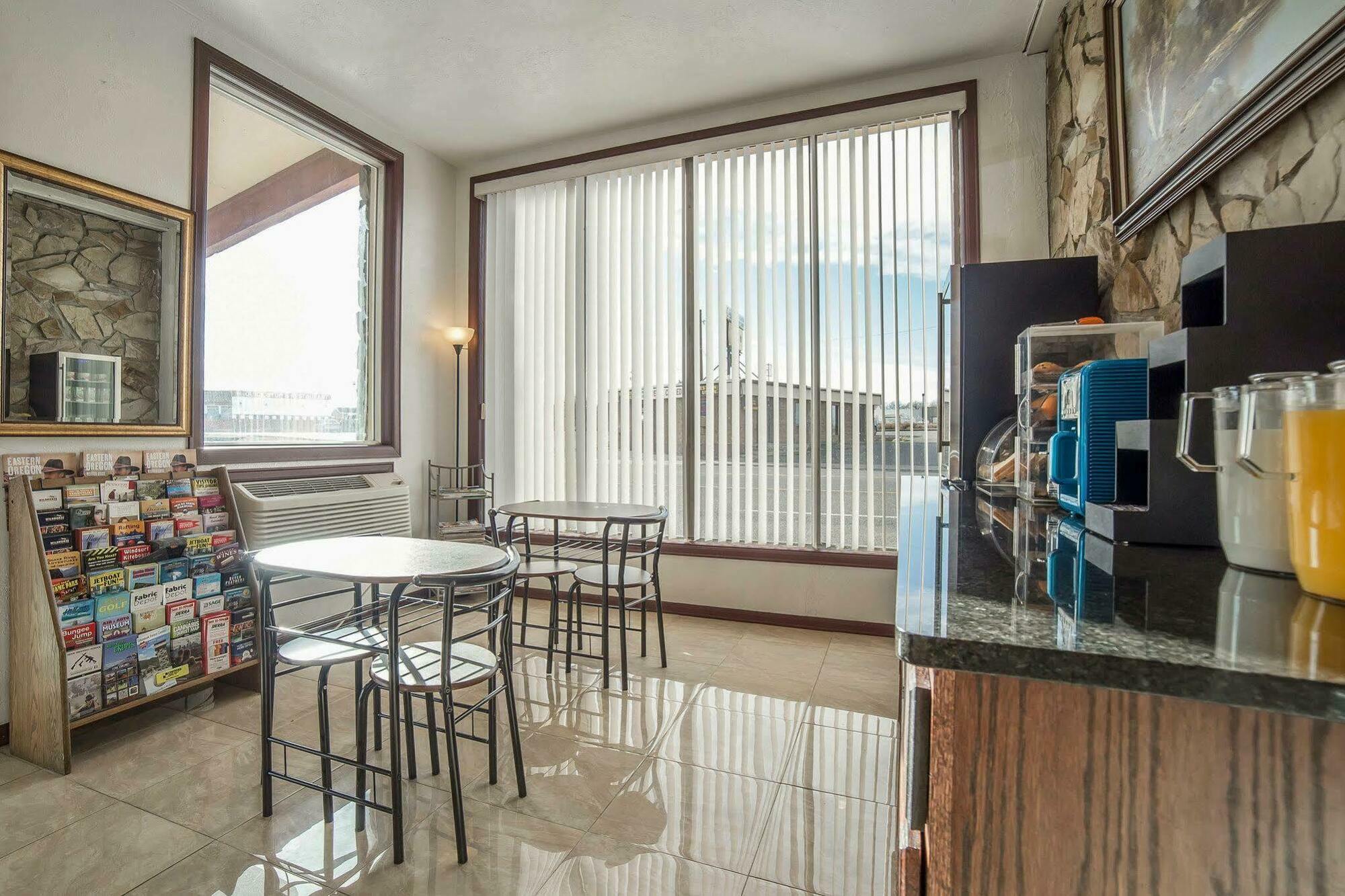 Motel 6 Hermiston Or Umatilla Exterior foto